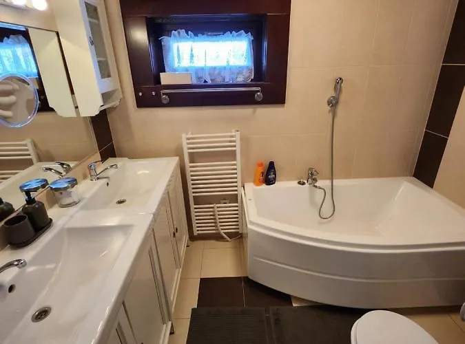 Zrub Jesper Alpesi faház *