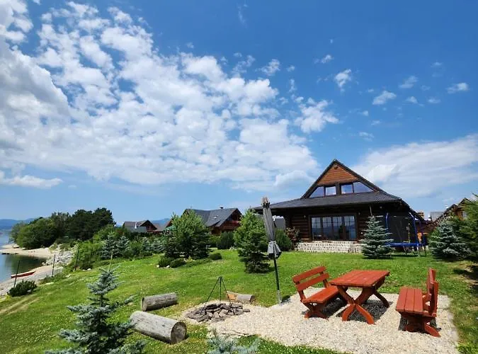 Zrub Jesper Alpesi faház *